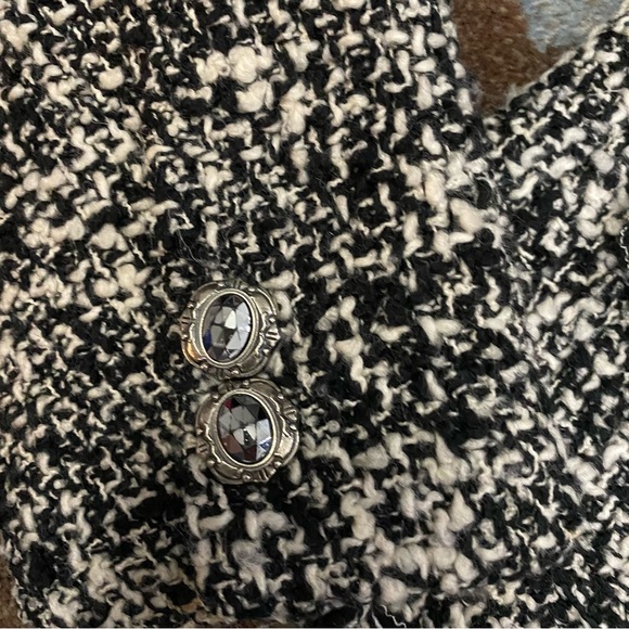 Cynthia Steffe Tweed Lace Trimmed Jewel Medallion Jacket - Picture 8 of 8